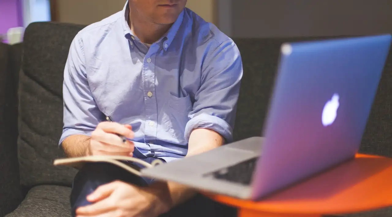 SEO Freelancer sind u.a. günstiger und flexibler